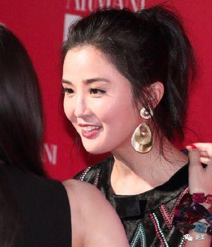 女星黑料女曝吃瓜网站.爆料盒子,女星黑料大曝光，吃瓜网站爆料盒子带你探秘幕后真相